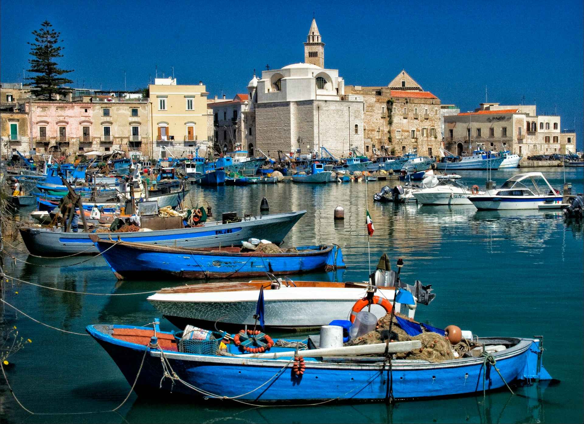 Trani: havenstadje in Puglia